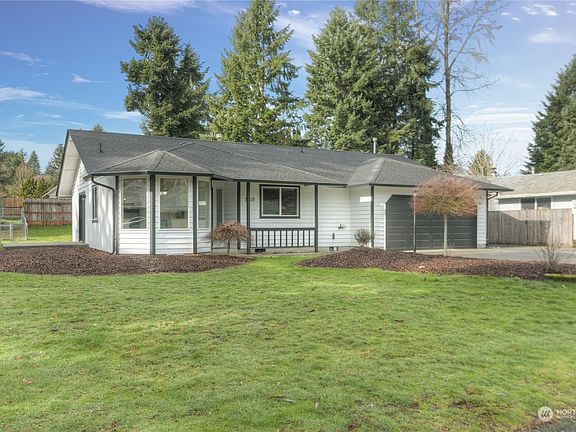 2nd image of 5419 Mowich Court SE