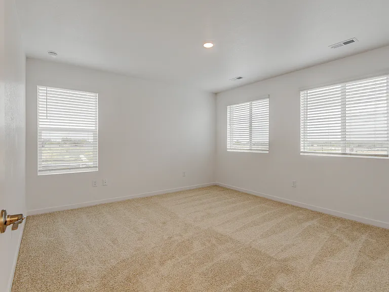 900 Andrews Crest Dr — Photo 25