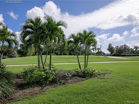 2nd image of 1563 SW Troon Cir