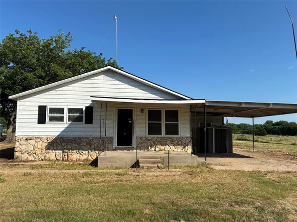 2279 Upper Montague Rd, Bowie, TX 76230