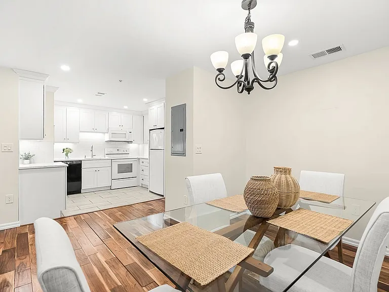 666 Main St #315 — Photo 13