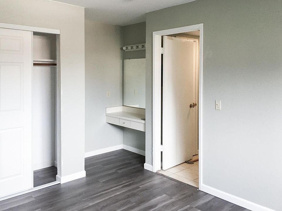 1st image of 4078 Hamilton Ave APT 2