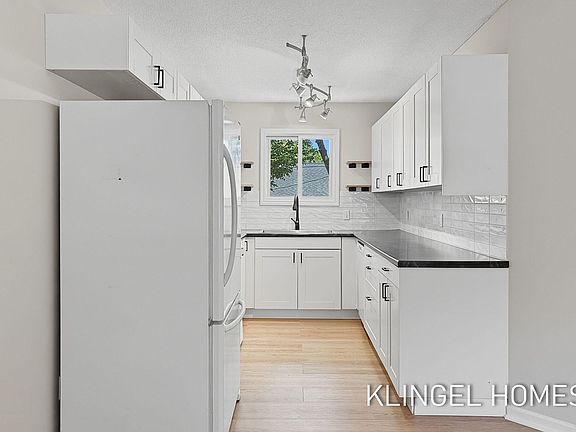 3rd image of 3322 Germaine Rd