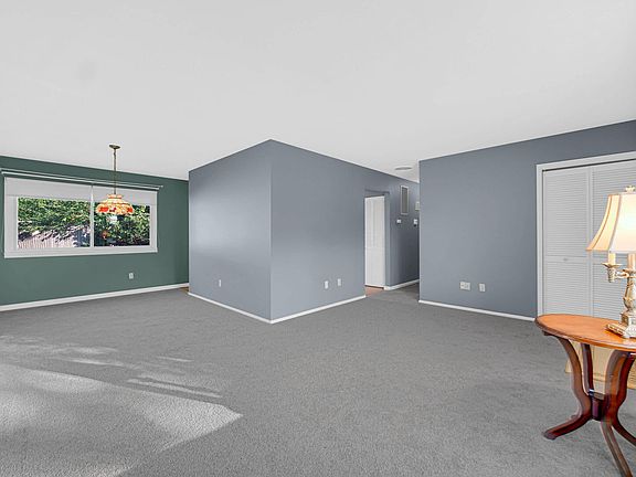 5th image of 1716 Whittier Park Dr