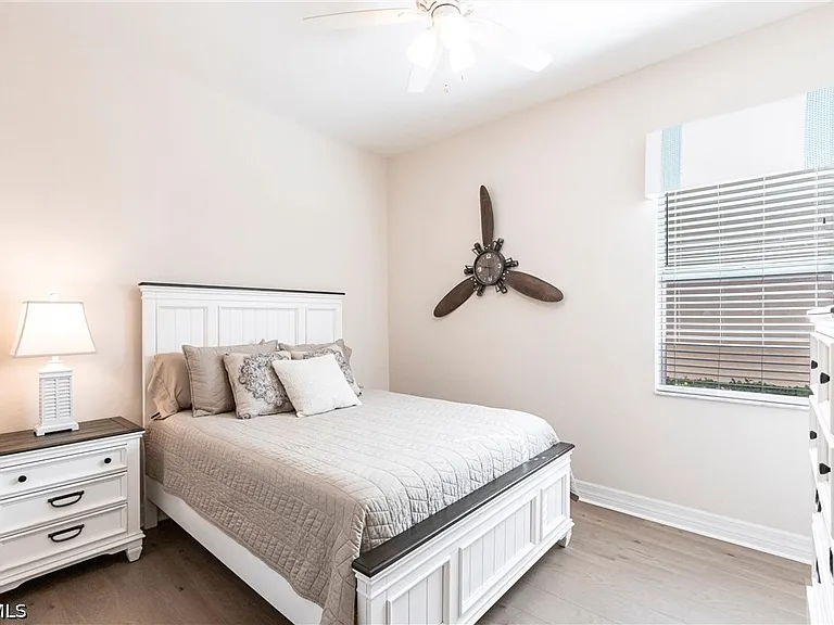 13730 Willow Haven Ct — Photo 33