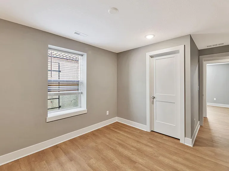 5th bedroom with walk in closet (basement)
Great Office Option!