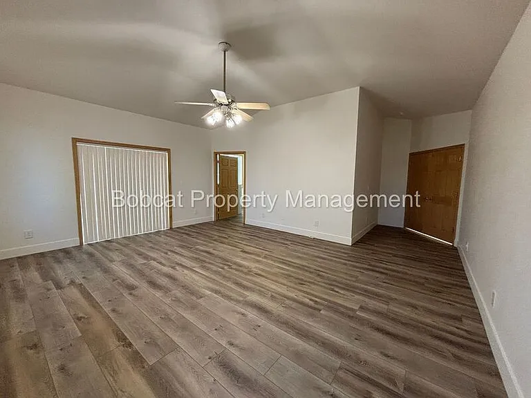 1300 Bridle Way — Photo 21