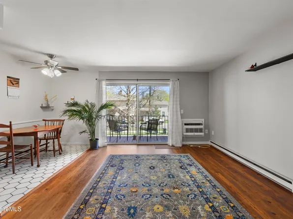 108 E Housatonic St APT 7, Pittsfield, MA 01201