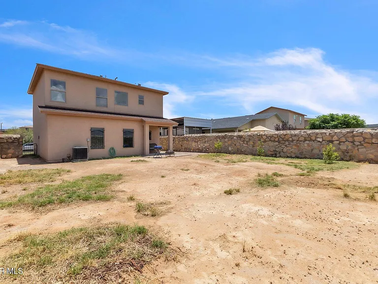 7359 Burntside Ln — Photo 25