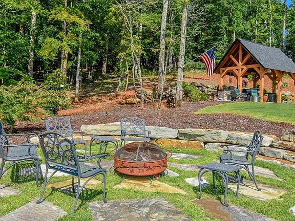 4th image of 78 Red Bird Ln