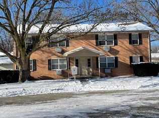 3300 Daisy Ln, Racine, WI 53405