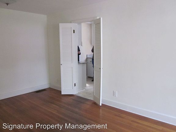 2nd image of 2411 Wedgewood Ave