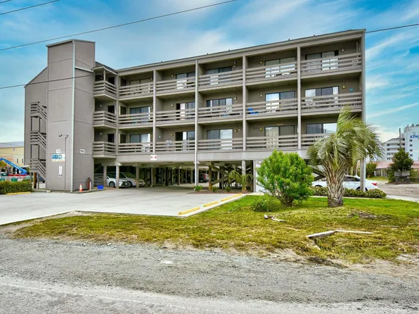 120 North Dogwood Dr. #113, Garden City Beach, SC 29576