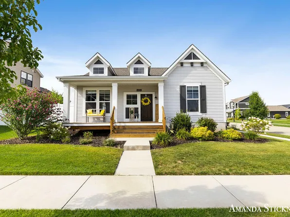 6729 Promenade St NE, Rockford, MI 49341