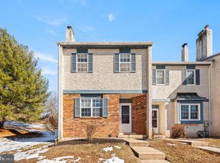 301 Debbie Ln, Phoenixville, PA 19460