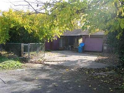 1st image of 1544 3rd Ave #1