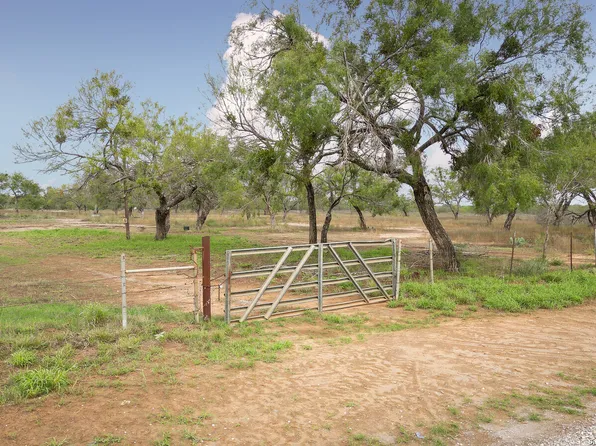 00 Brown Rd LOT 7, Poteet, TX 78065