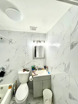 Rented by Pear NYC LLC | media 30