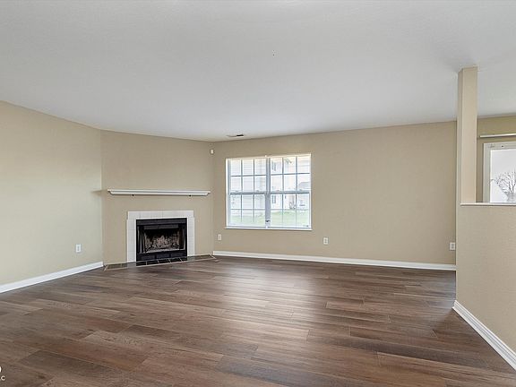 5th image of 3915 Planewood Dr
