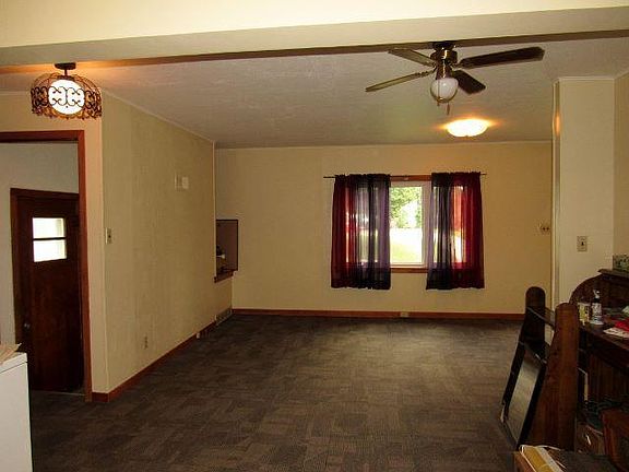 4th image of 1014 5th Ave N