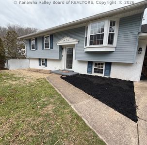 105 Brookhaven Cir, Nitro, WV, 25143