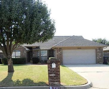 8505 Bigwood Dr, Oklahoma City, OK, 73135