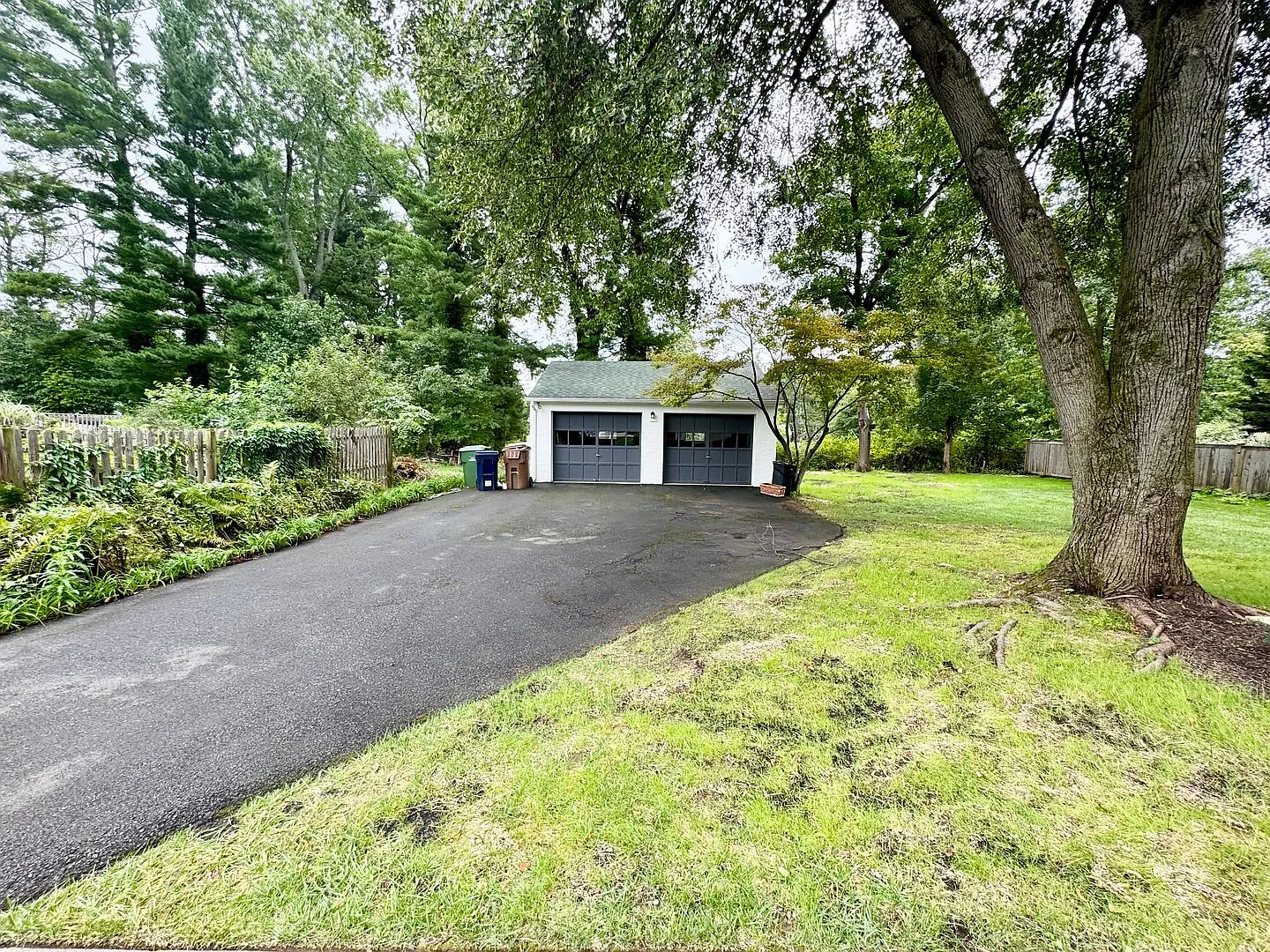 Spacious 4-Bedroom Home in Ambler with Tons of Natural Light — Photo 3