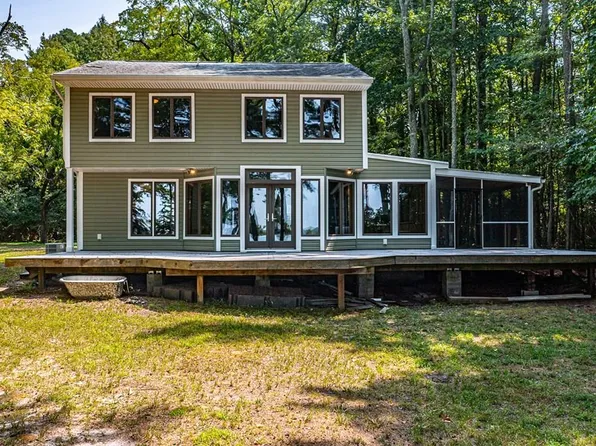 12 Harris Grove Ln, Harris, VA 22539