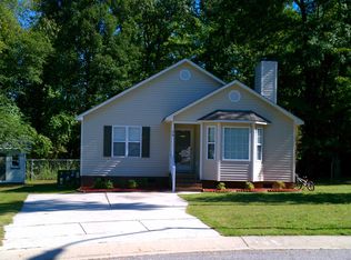 6 Lindsay Ct, Clayton, NC 27520