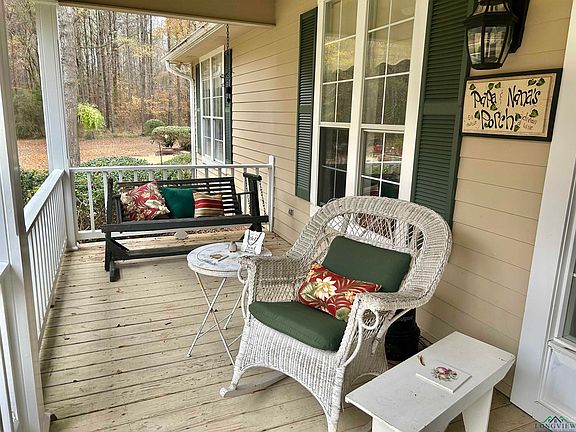 4th image of 551 County Road 2909