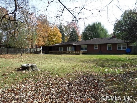3rd image of 282 Westwood Pl
