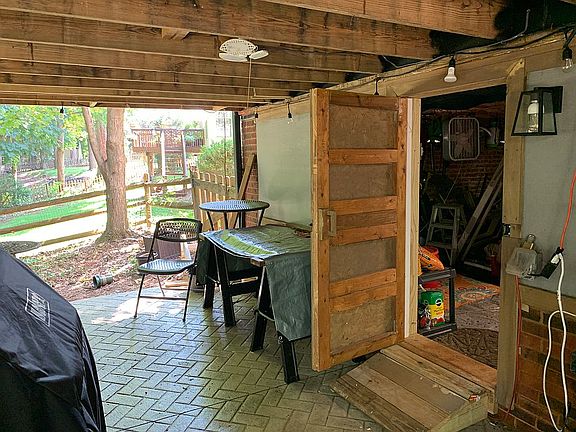 3rd image of 13138 Asheford Woods Ln
