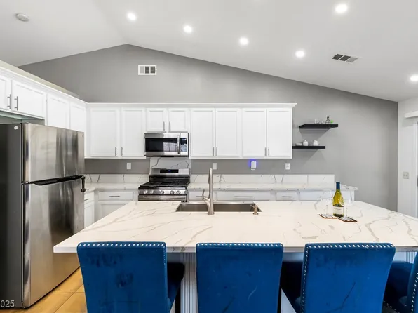 2913 Bradford Hill Ave, North Las Vegas, NV 89031