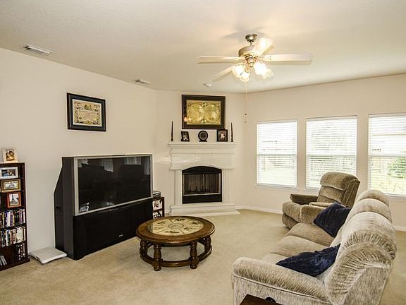 3rd image of 6323 Tahoe Crossing Ln