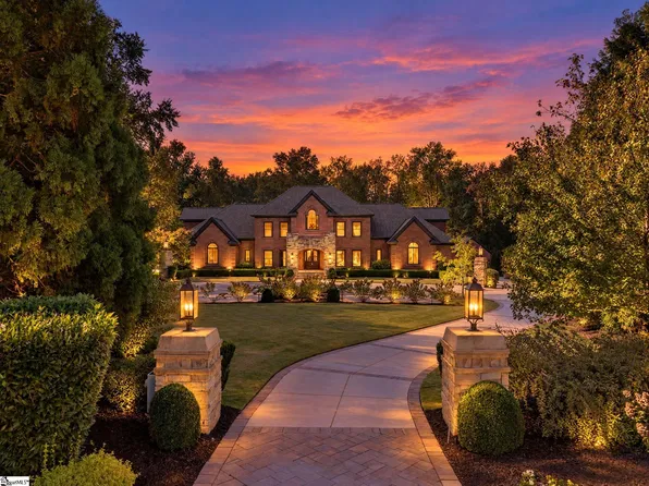 7 Peters Fork Ln, Simpsonville, SC 29681