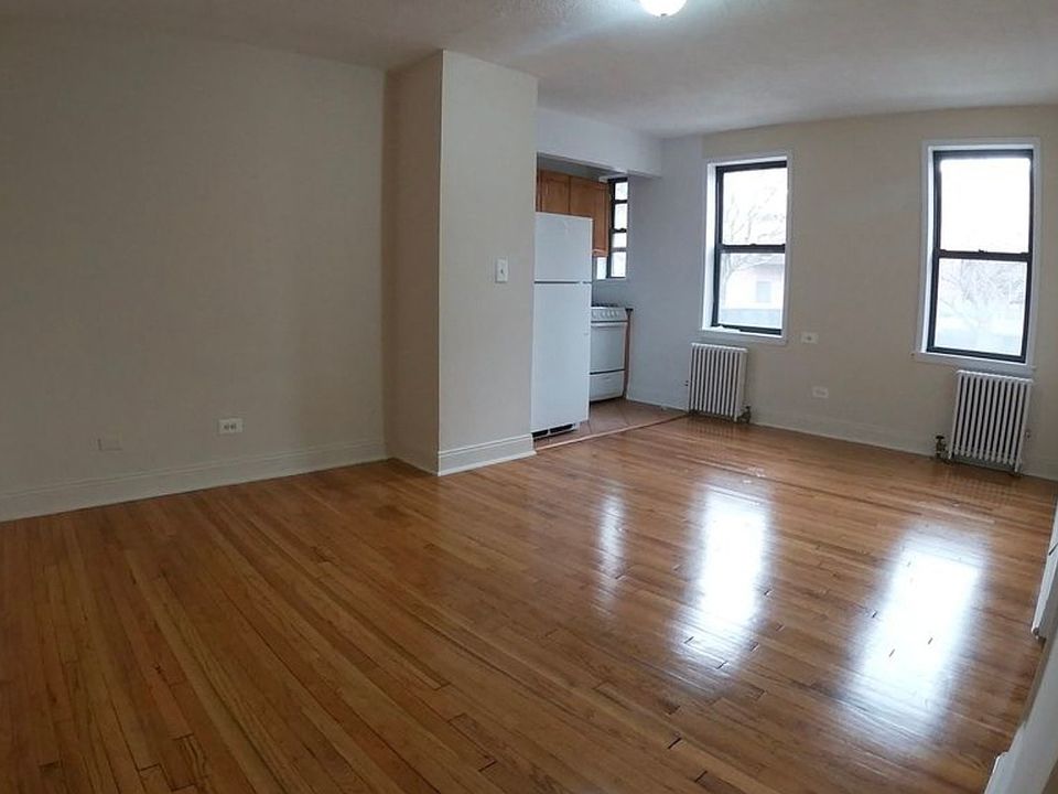 1st image of 21-09 19th St #C10