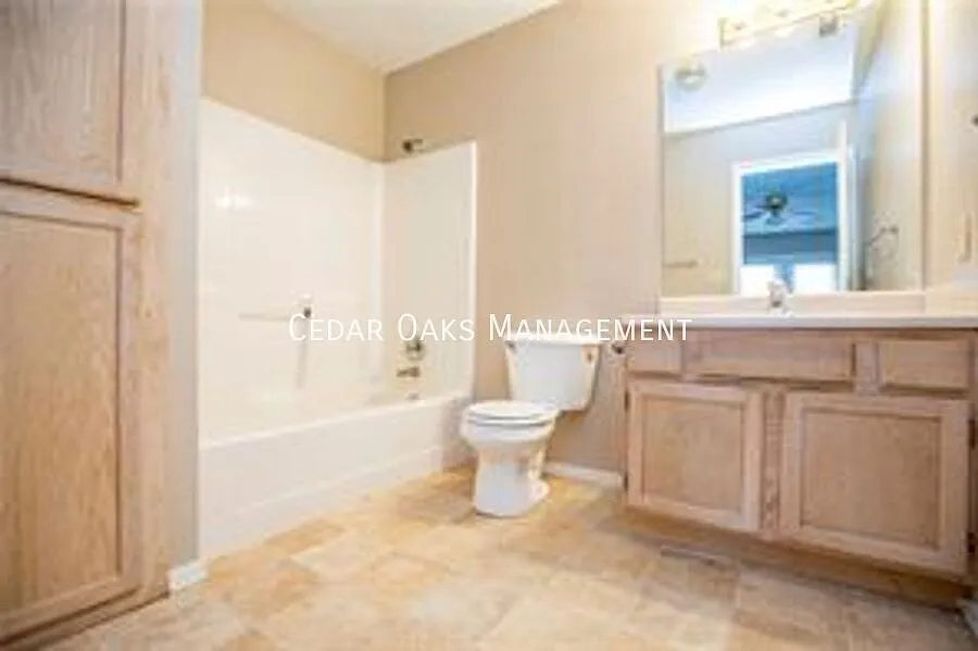 Building Photo - 172 Killdeer Dr