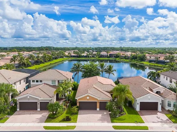 13783 Luna DR, NAPLES, FL 34109