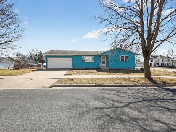 10 6th St SE, Chatfield, MN 55923