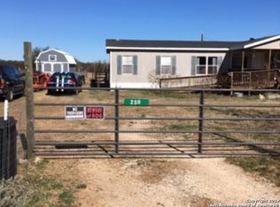 250 County Road 6753, Devine, TX 78016