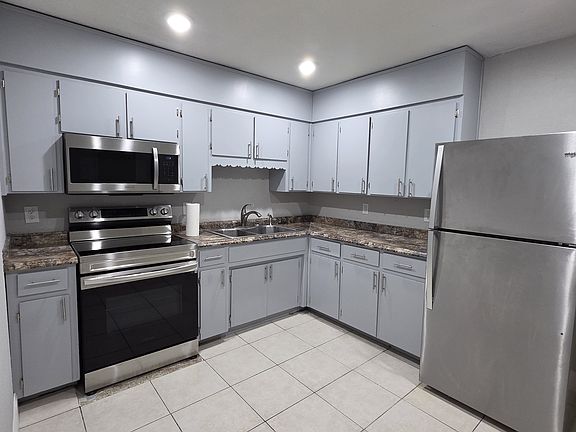 4th image of 603 William Ave