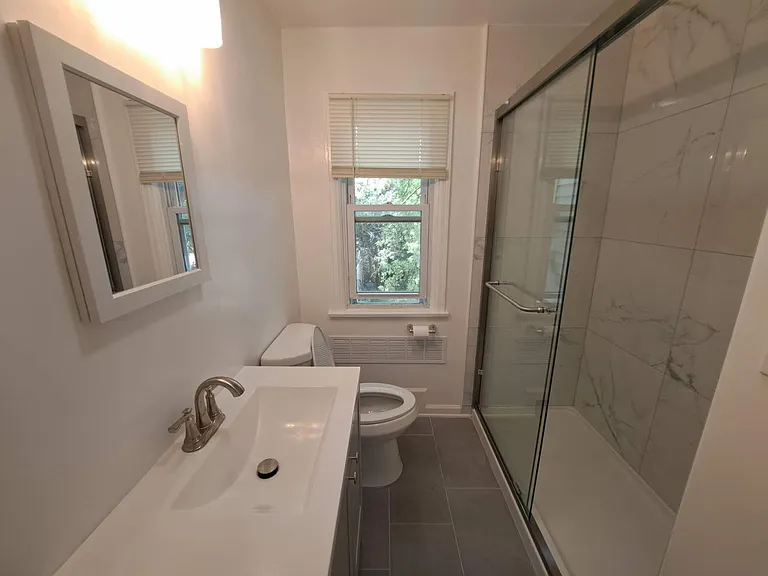 4043 N Bartlett Ave — Photo 8
