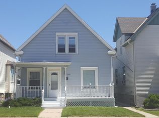 1562 S 72nd St, West Allis, WI 53214