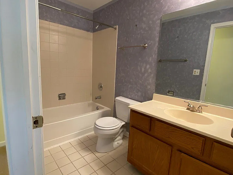 543 W Parkside Dr — Photo 8