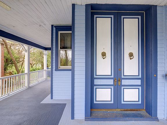 Original 10' twin front doors.