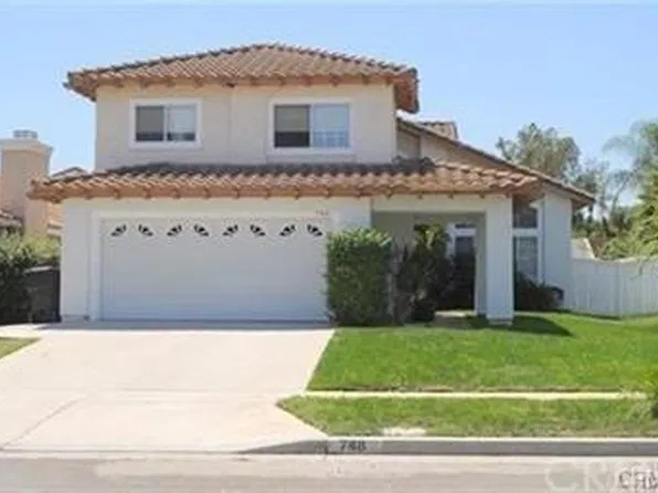 748 June Dr, Corona, CA 92879