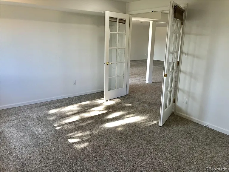 15310 Ridgefield Ln — Photo 12
