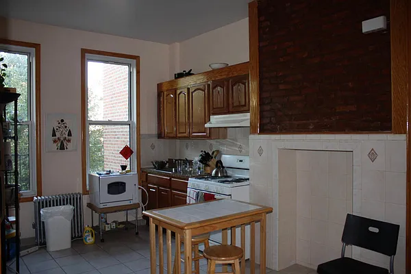 Rented by Keller Williams NYC | media 12