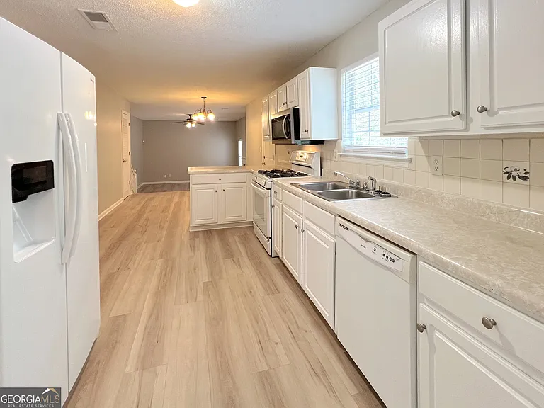 5983 Hitt Lake Trl — Photo 11