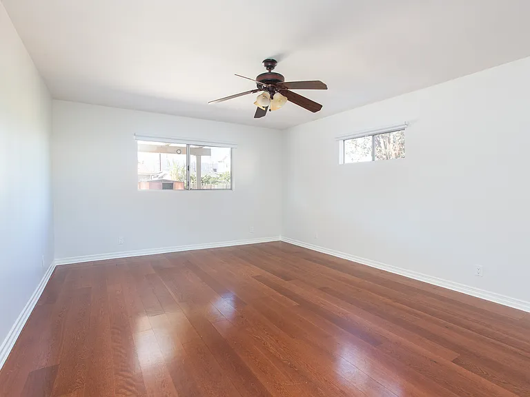 8525 Frandsen St — Photo 24